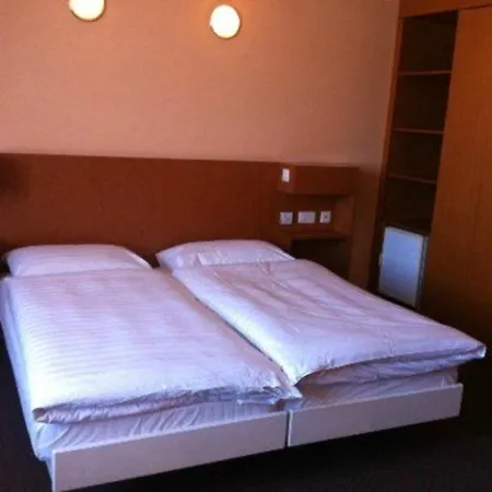 Cornavin 4* Genève
